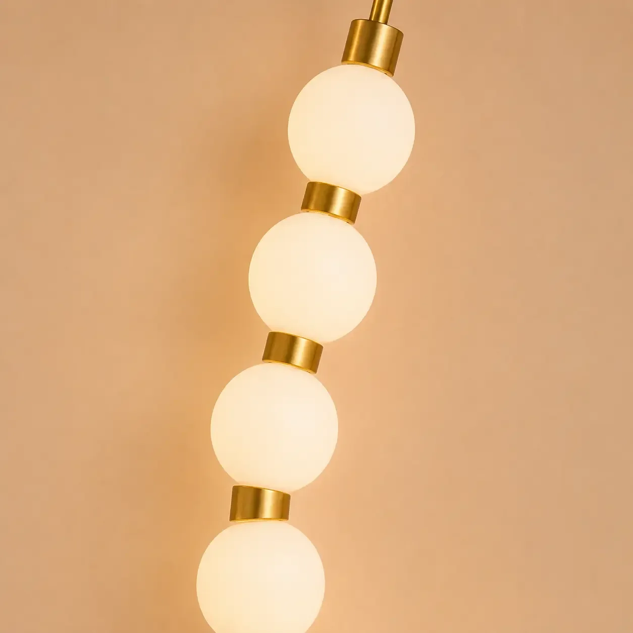 Aural-aplica led cu globuri albe
