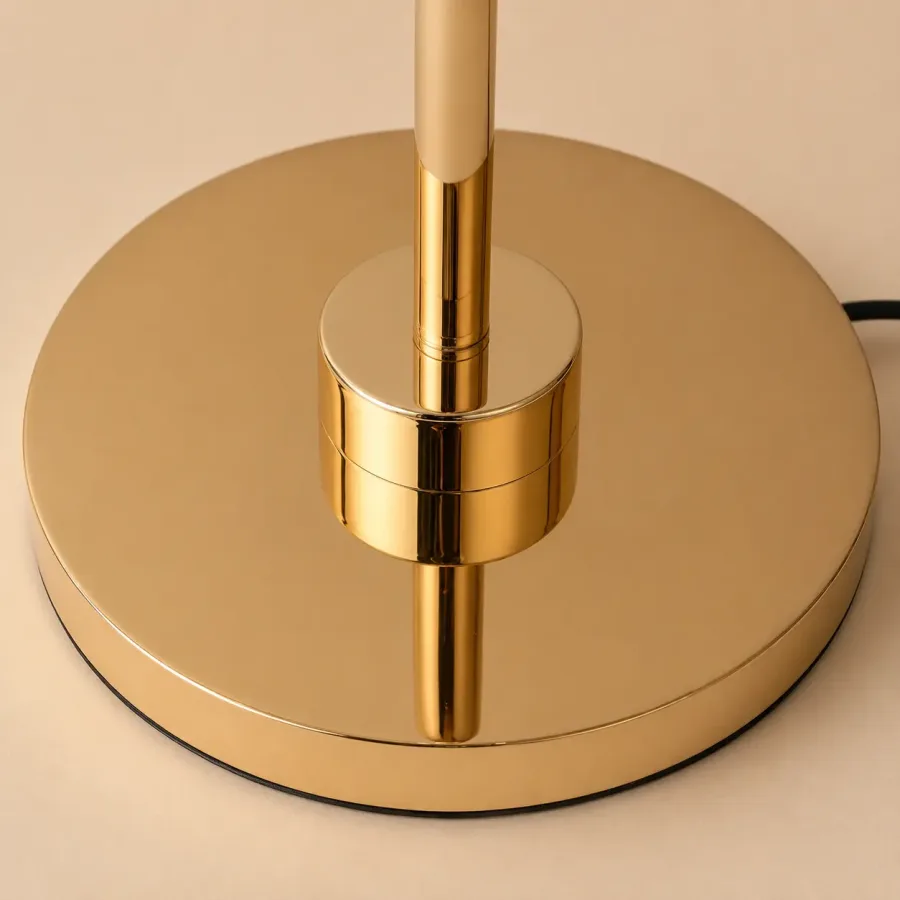 Elira-lampadar auriu elegant cu cristale si 8 becuri