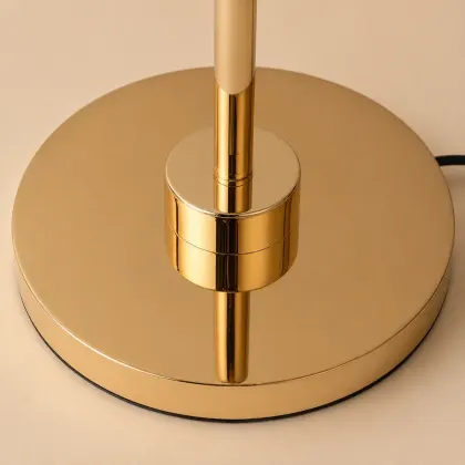 Elira-lampadar auriu elegant cu cristale si 8 becuri