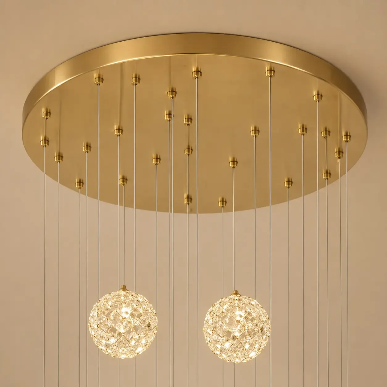 Celia-candelabru led auriu cu 20 bile de cristal